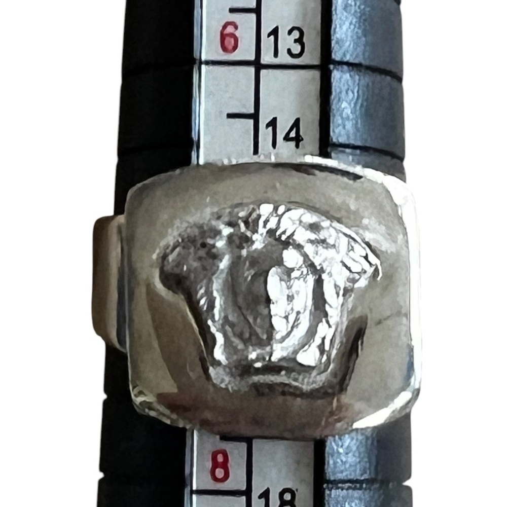 Versace Medusa Silver Ring - Picture 2 of 9